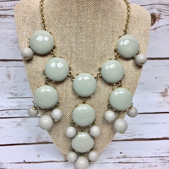 Gray Iconic J. Crew Bubble Statement Necklace - Picture 3 of 8